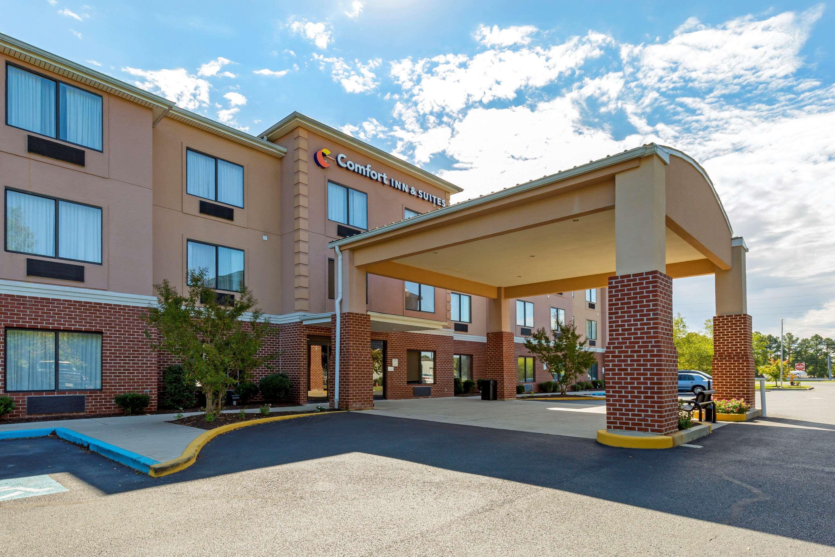 Comfort Inn & Suites Cambridge Exterior foto